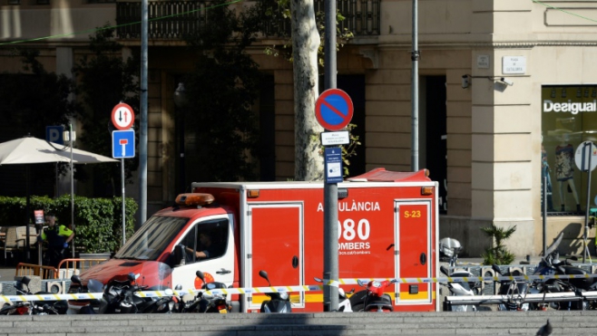 Attaque terroriste à Barcelone : une camionnette a percuté la foule