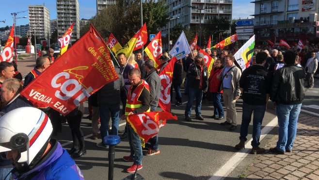 500 à 800 manifestants dans les rues de Boulogne-sur-Mer mardi.