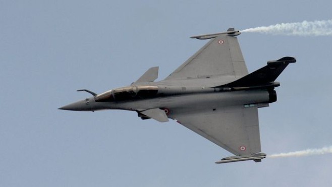 Un ULM intercepté par un rafale dans le ciel Boulonnais