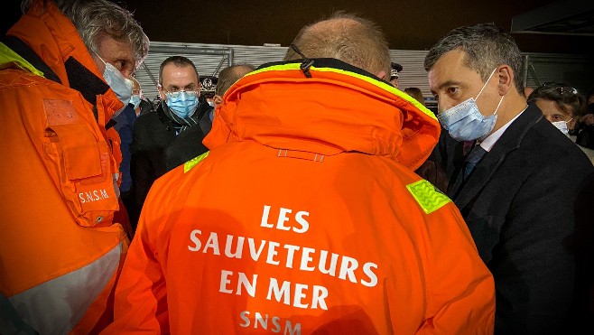Calais : 5 passeurs présumés interpellés aprés le drame qui a coûté la vie à 27 migrants