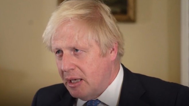Boris Johnson demande à la France de reprendre tous les migrants qui traversent la Manche