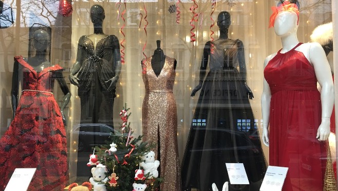 A Calais, la boutique Ornella D. vend une robe portée par Miss France.