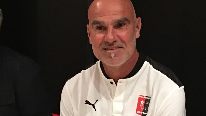 USBCO : Christophe Raymond le nouveau coach vient pour reconstruire un club, une équipe et une ambition.