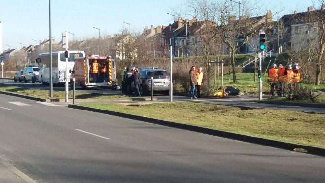 Saint-Pol-sur-mer: un piéton, percuté par un bus, gravement blessé