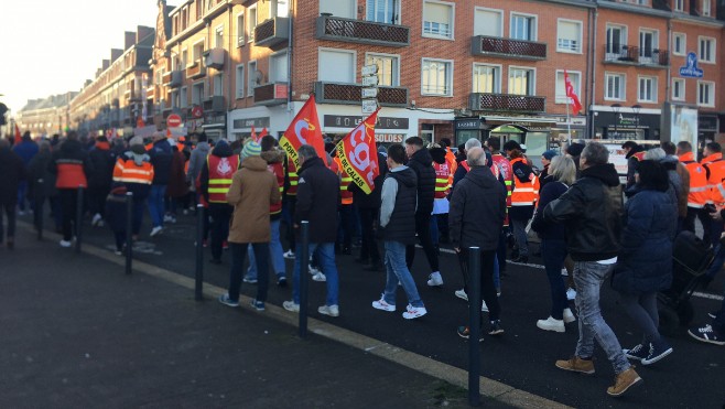 8ème journée de grève et de manifestation à Calais contre la réforme des retraites