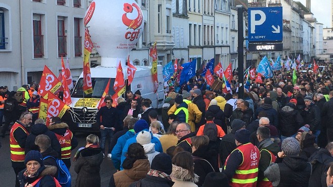 Réforme des retraites : de 8 à 10 000 manifestants ont défilé à Boulogne-sur-mer, selon les syndicats
