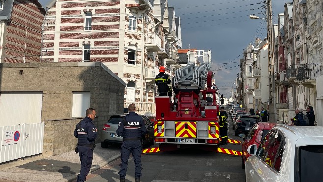 Berck: la grande échelle de sortie pour un cerf-volant sur les toits