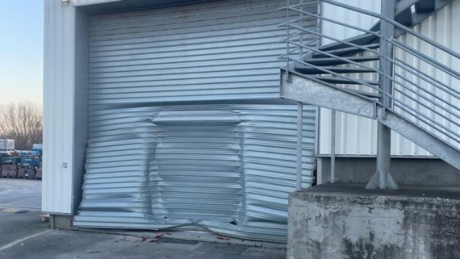 Montreuillois : plusieurs attaques à la voiture et au camion-bélier durant la nuit