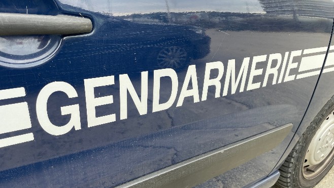 Neufchatel-Hardelot: trois gendarmes sauvent la vie d'un naufragé