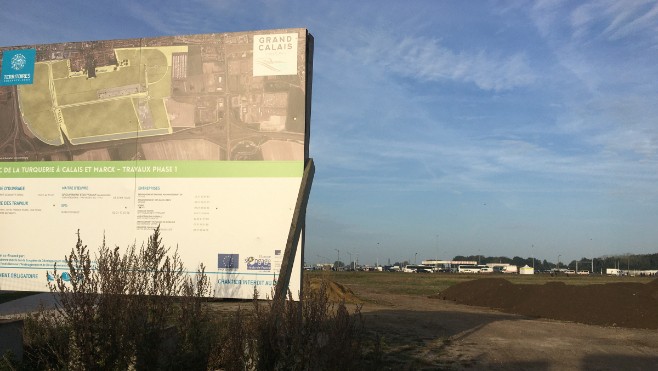 Calais-Marck: un campement de 150 migrants évacué, zone de la Turquerie
