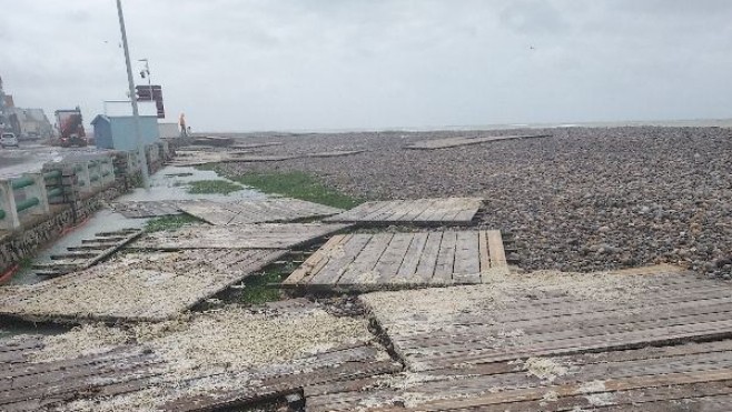 D'importants dégâts à Cayeux après le passage de la tempête et des grandes marées