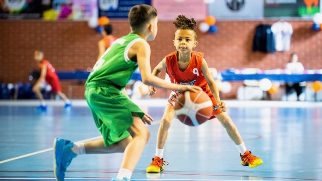 Retour du Coquelles Eurochallenge U11 international basketball tournament