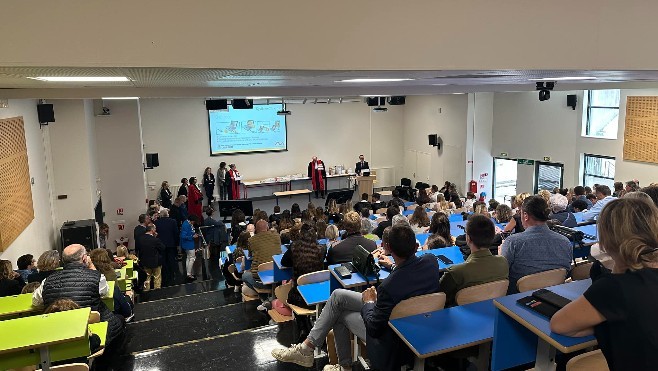Avec le meilleur taux de réussite en licence en Hauts de France, l'ULCO se projette en 2035.