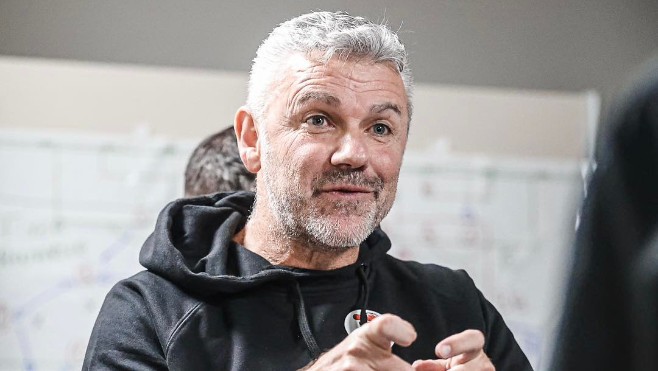 Football : Olivier Laridon n’est plus l’entraineur du RC Calais, il est remplacé par Sylvain Jore