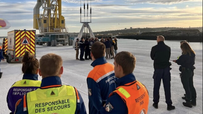 J-2 avant l'arrivée du varan : plus de 500 personnes mobilisées pour assurer la sécurité et l’encadrement de trois jours de spectacles à Calais