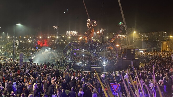 Calais : 500 000 personnes sur les trois jours de l'Odyssée du Varan de Voyage ! 