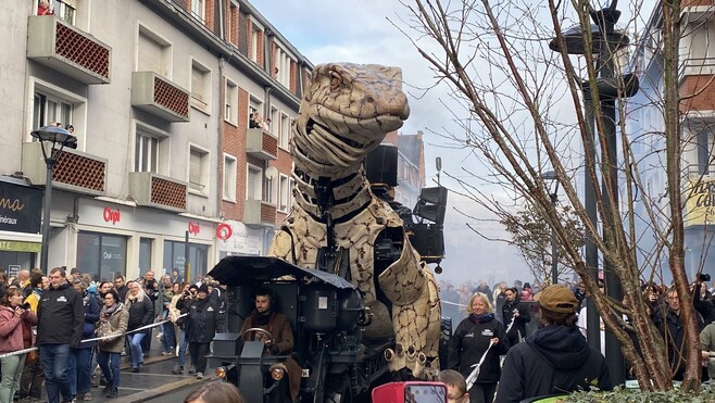 Plus qu'une dizaine de places pour voyager à dos de varan ce week-end !