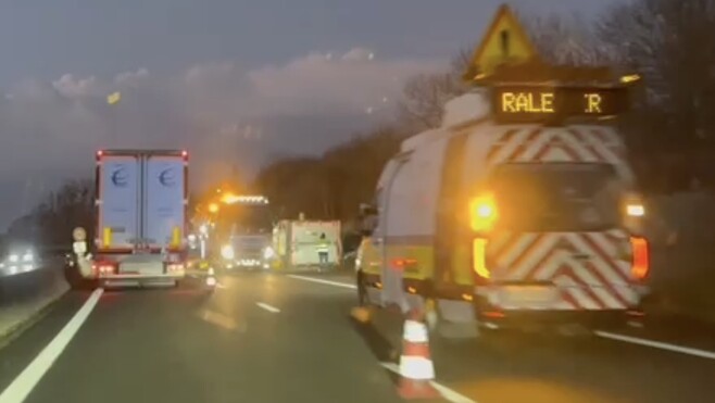 Deux accidents de poids lourds sur l’A16 ce vendredi après-midi