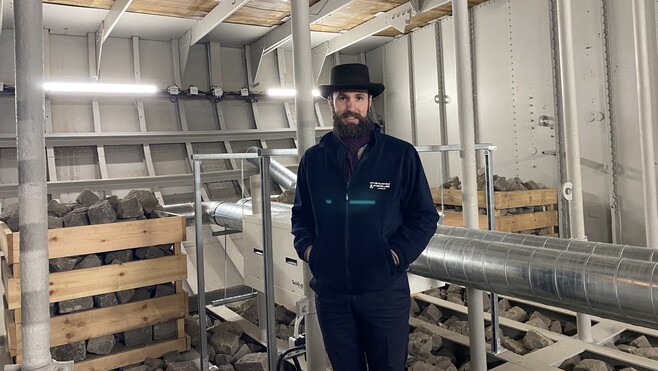 Dunkerque : Le trois-mâts Duchesse Anne, encore en travaux, a rouvert au public.