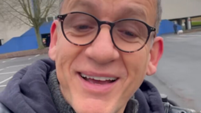 Grand casting de figurants pour la série « Johnny Biloute » de et avec Dany Boon !