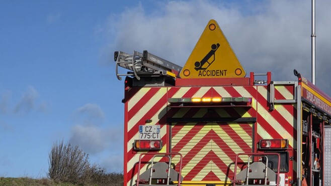 Grave accident entre Montreuil et Campagne-lès-Hesdin, une opération de désincarcération en cours