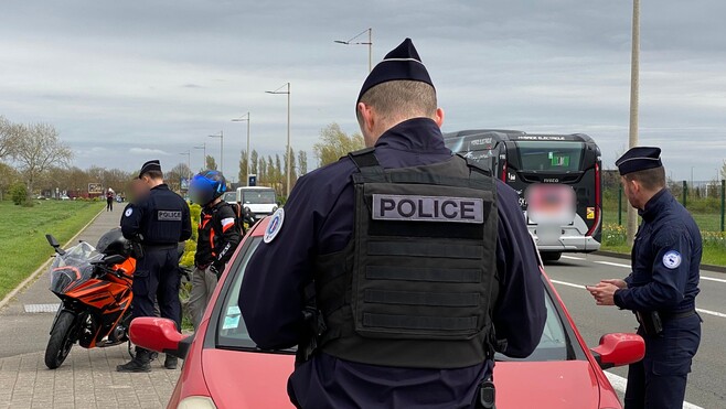 À Calais, les rodéos, le moto-cross sauvage et le tuning dans le viseur des contrôles de police en ce début de printemps !