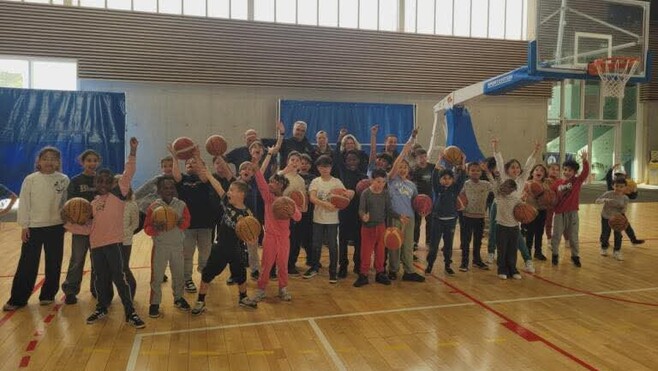 Leur bus prend feu à Boulogne: comment la mésaventure de 47 enfants s'est transformée en 