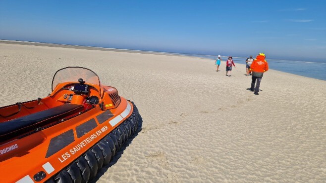 Berck :  une touriste allemande prise par la marée sauvée par la SNSM 