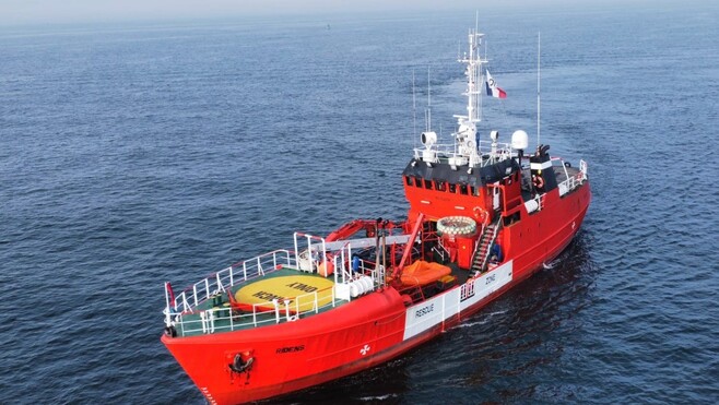 Enquête à Dunkerque : des marins d’un navire de secours aux migrants accusés de propos racistes