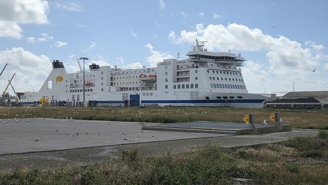 Le ferry Akka est arrivé à Boulogne : « le début d’une belle aventure » vers l’Irlande