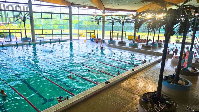 Horaires étendus, bassins extérieurs, gratuité: les piscines de la région s'adaptent face à la canicule