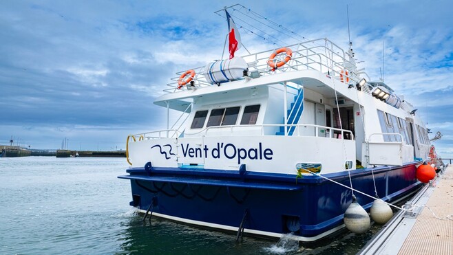Envie de prendre le large (et le frais) ? Embarquez à bord du Vent d'Opale, à Boulogne-sur-mer