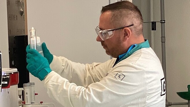 Découvrez le nouveau laboratoire de la centrale nucléaire de Gravelines. 