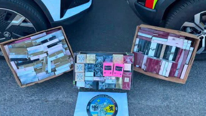 Audruicq : plus de 500 parfums contrefaits saisis sur le marché, le vendeur poursuivi