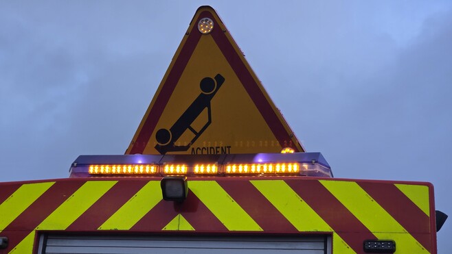 A16 : un jeune homme hospitalisé après un accident à Saint-Inglevert ce vendredi matin