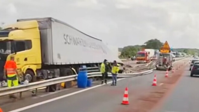 A26 fermée entre Lillers et Blessy : un poids lourd accidenté, plusieurs litres de gasoil sur l’autoroute