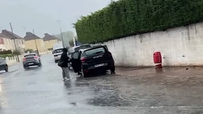 À Rue, l’eau a débordé sous les fortes averses vendredi matin.