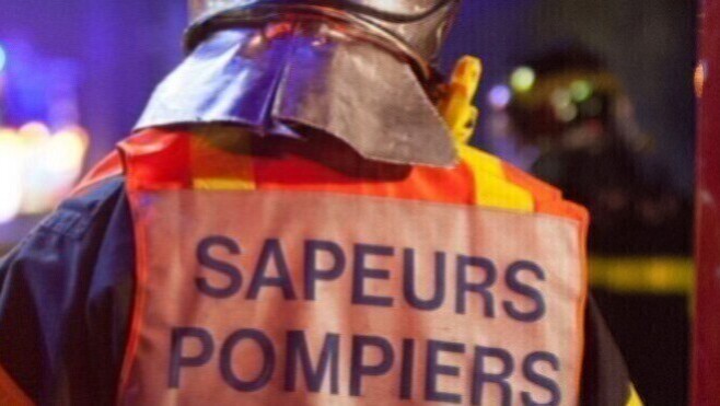Frencq : un tracteur et 50 balles de chanvre ravagés par les flammes en pleine nuit