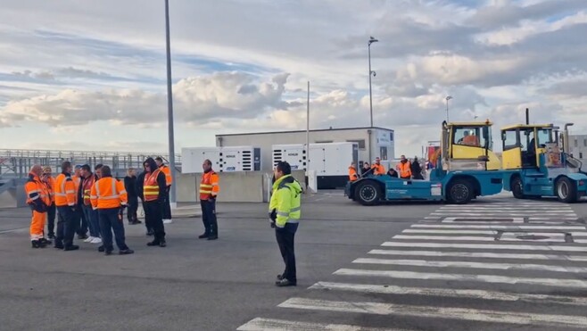 Le blocus du port de Calais levé ce jeudi soir. La CGT entendue sur les embauches.