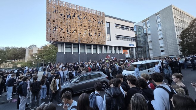 Mobilisation des lycéens : après les incidents, le préfet du Pas-de-Calais écrit aux parents des jeunes interpellés