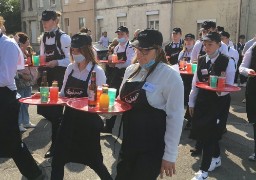 152 professionnels de la restauration ont participé à « la marche aux plateaux Noël Devey ».