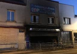 Calais : le magasin Pièces Auto Pneus ravagé par un incendie