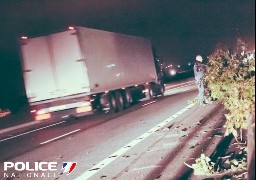 Calais : un barrage sur la rocade et 40 migrants secourus en mer cette nuit