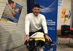 Pour le Téléthon, ASN à Calais fait pédaler ses salariés, sous-traitants et le boxeur Nicolas Chiummiento