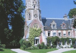 De nombreux pompiers déployés pour un incendie au Château de Torcy.