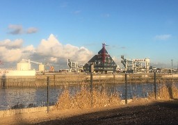 La Capitainerie du port de Calais en grève