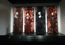 « Yves Saint Laurent : Transparences », une exposition à ne surtout pas manquer à Calais