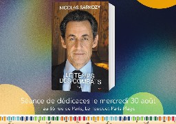 Nicolas Sarkozy en séance de dédicaces au Touquet mercredi