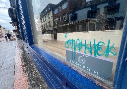 Berck: une dizaine de tags sur les vitrines, rue Carnot