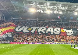 Lens fait match nul contre le PSV Eindhoven